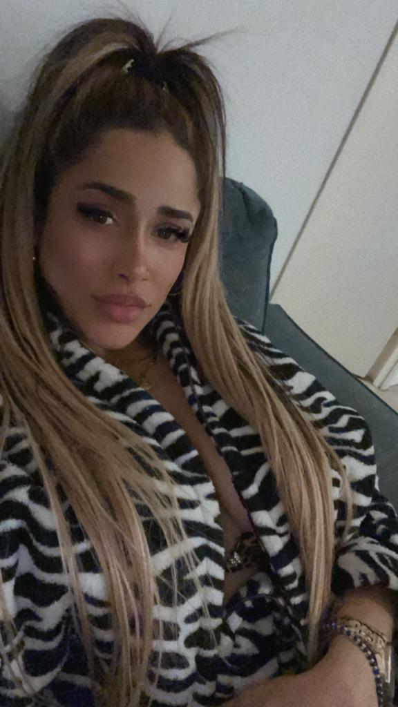 603330297: Chica busca chico en Navarra