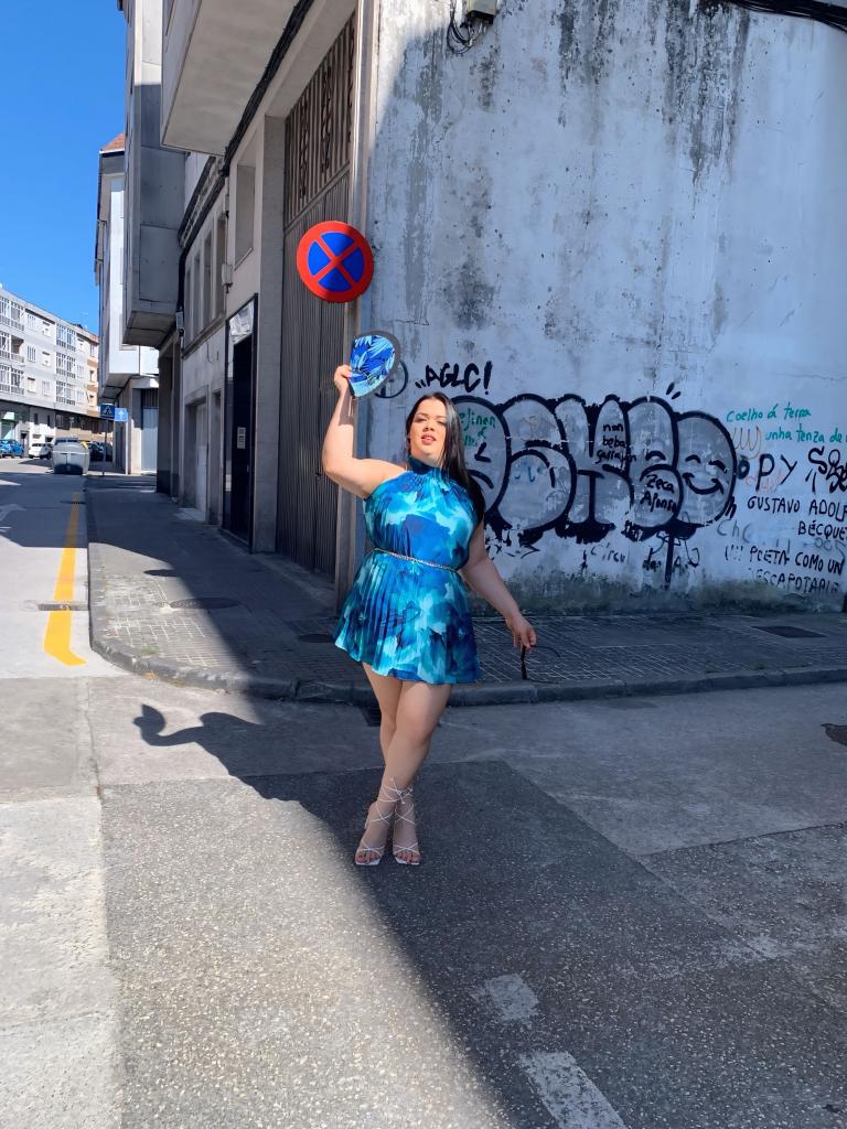 645481763: Transexual en León