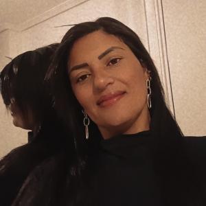 612275761: Chica busca chico en Cantabria