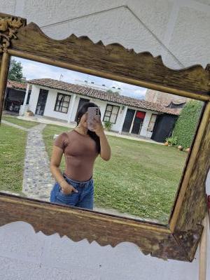 602006435: Chica busca chico en Zaragoza