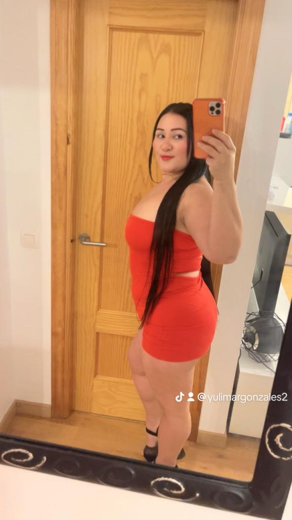 Chica busca chico en Cádiz: 