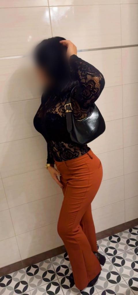 Chica busca chico en Huesca: 