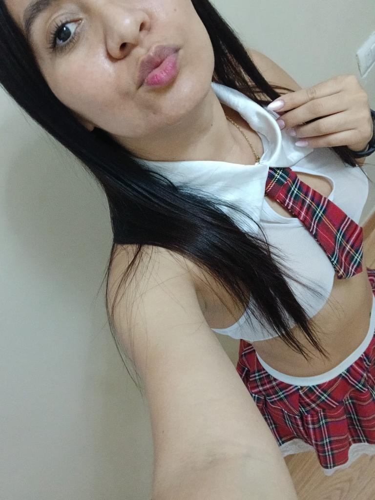 Chica busca chico en Cádiz: 