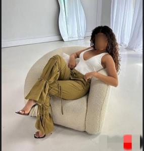 Chica busca chico en Sevilla: 