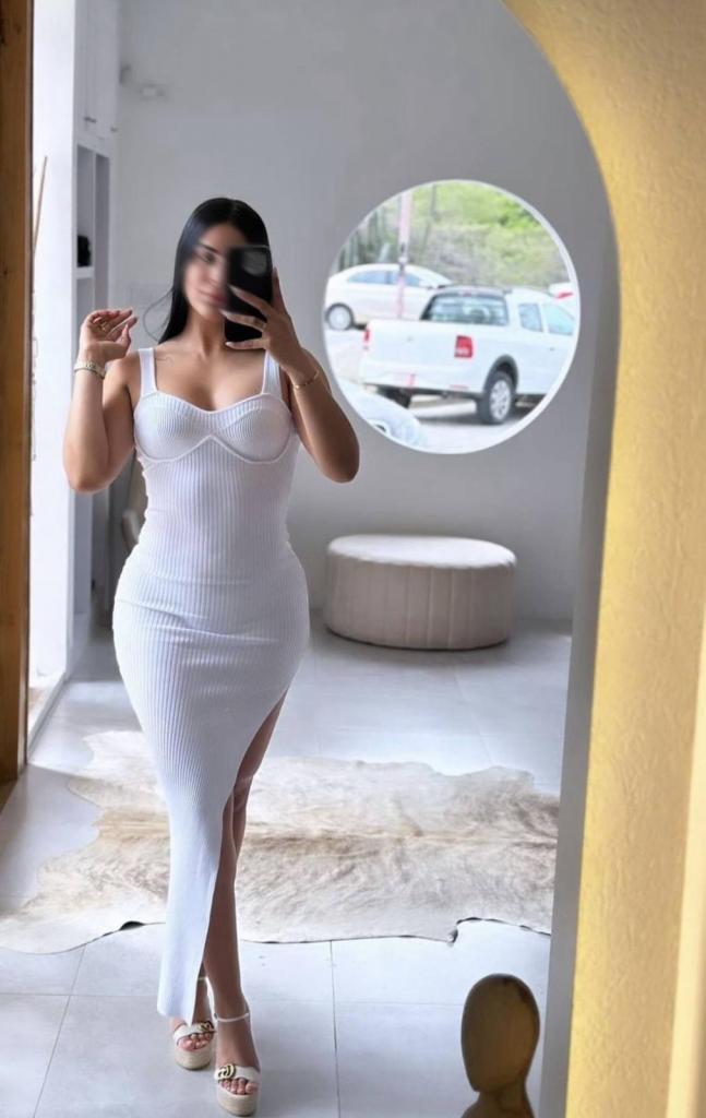 Chica busca chico en Granada: 