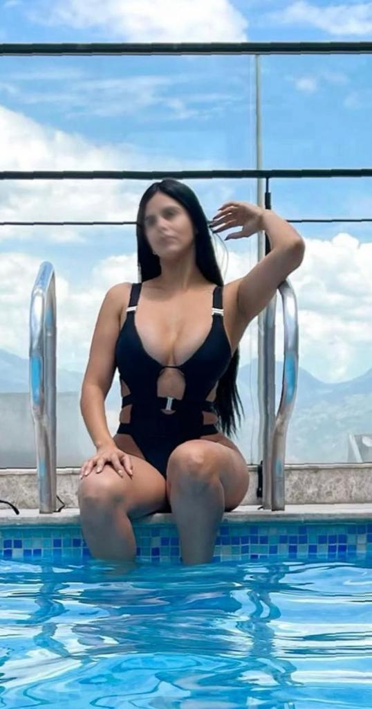 Chica busca chico en Granada: 