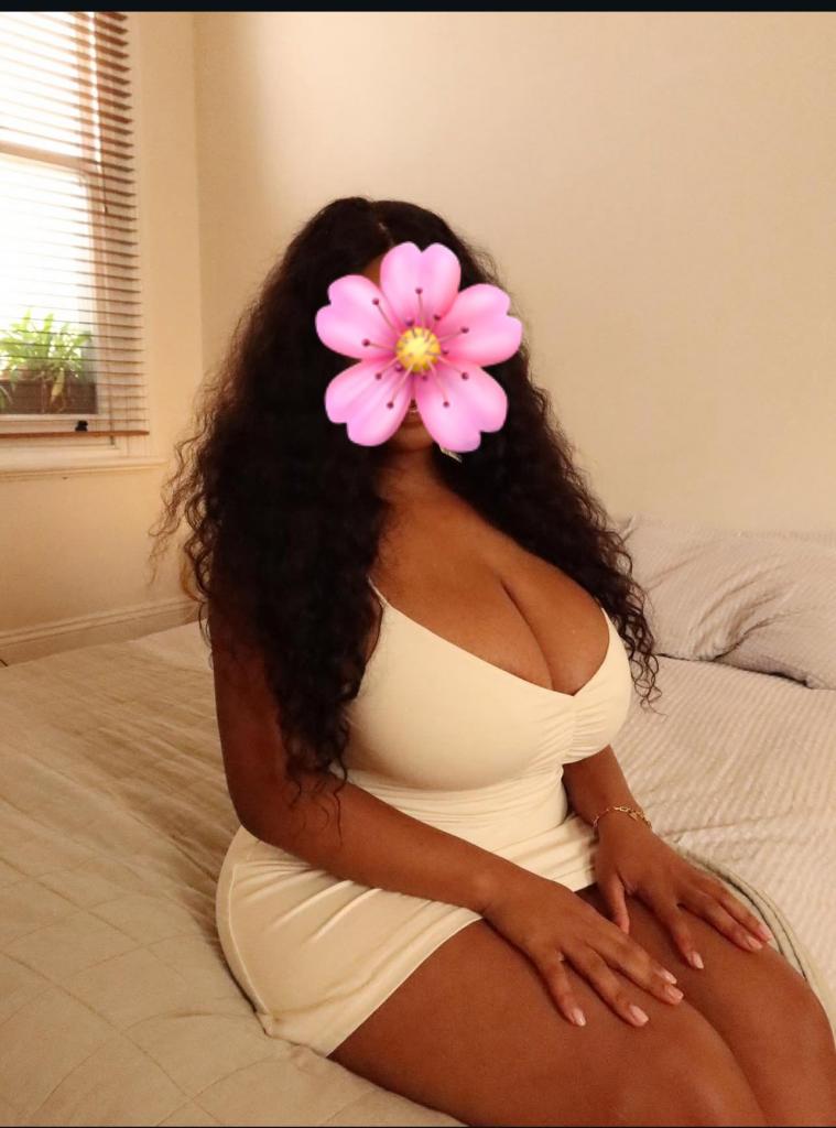 Chica busca chico en Cuenca: 