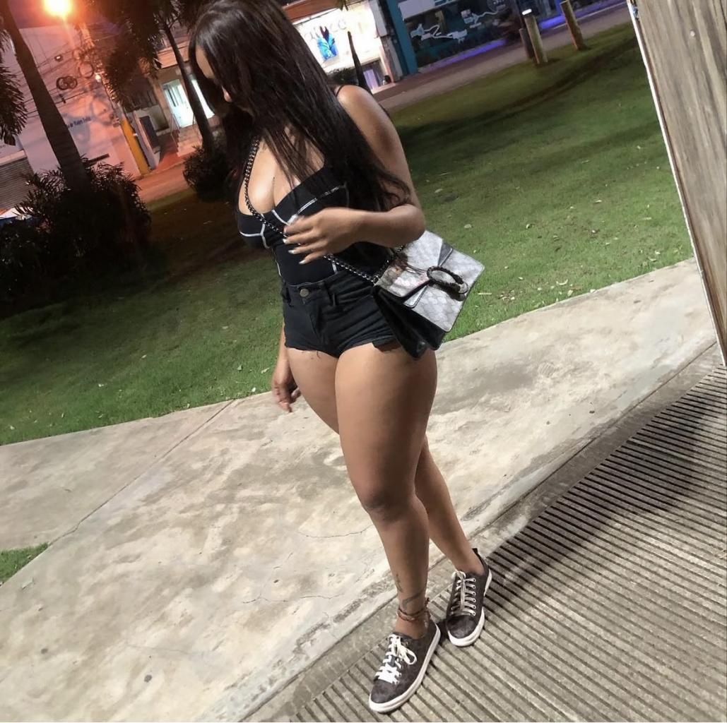 Chica busca chico en La Coruña: 