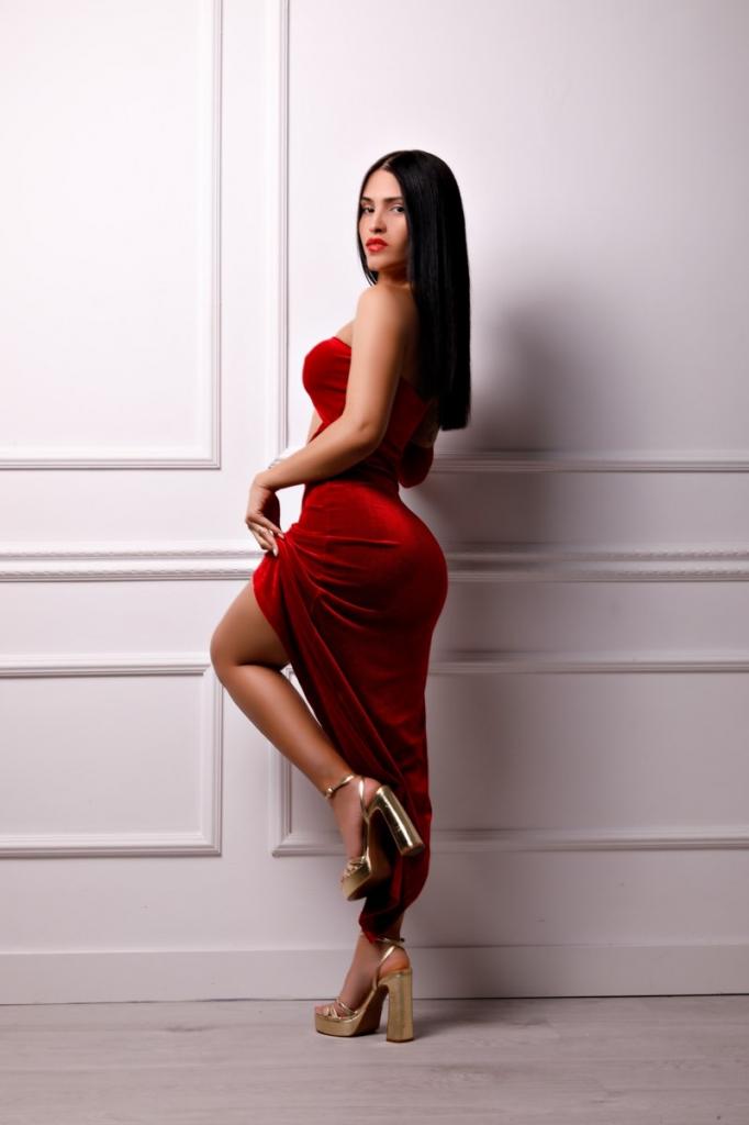Chica busca chico en Granada: 