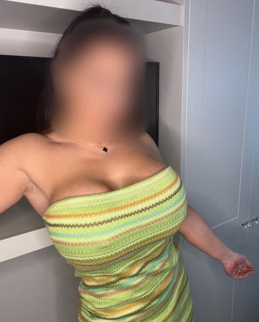 634727851: Chica busca chico en Valencia