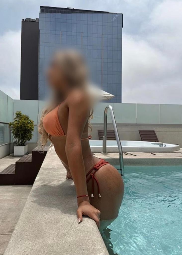 Chica busca chico en Lérida: 