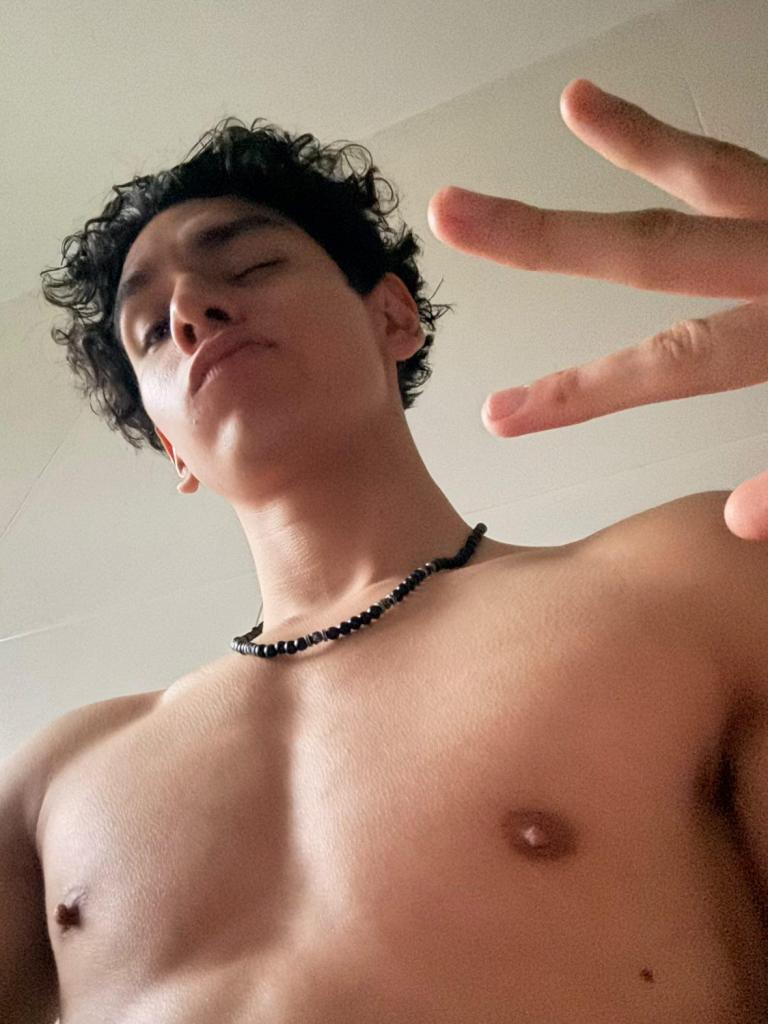 667731410: Chico busca chica en Madrid