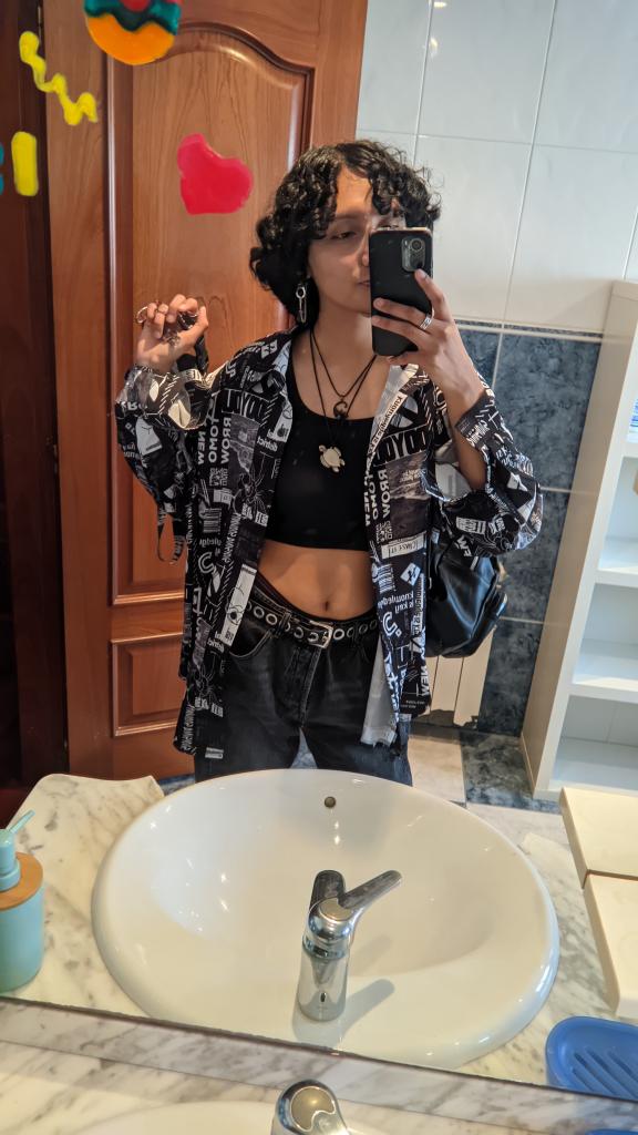 635129739: Chica busca chico en Barcelona
