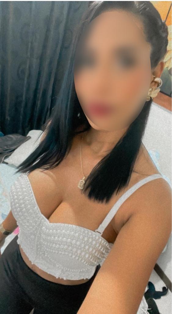 Chica busca chico en Granada: 