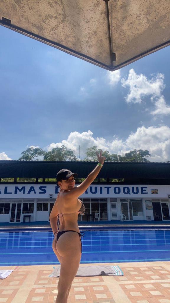 Chica busca chico en Orense: Chica busca chico