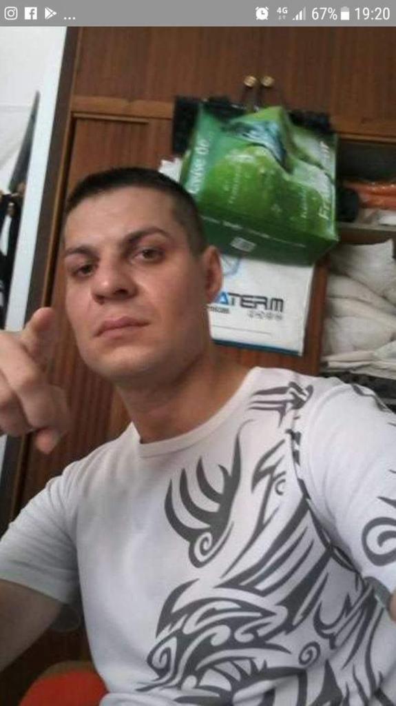 637720238: Chico busca chica en Madrid