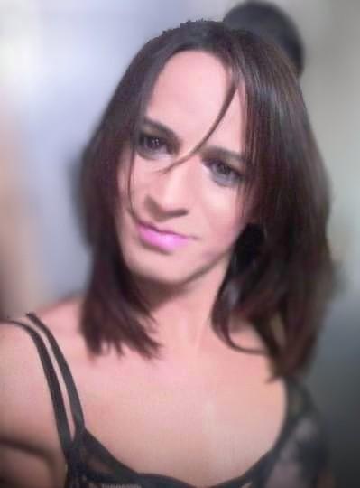653111296: Transexual en Gerona