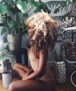 659127930: Chica busca chico en Cantabria