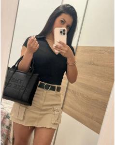 671025563: Chica busca chico en Málaga