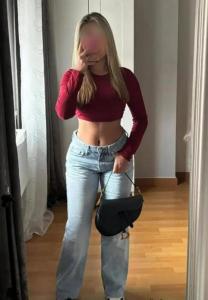 613758779: Chica busca chico en Málaga