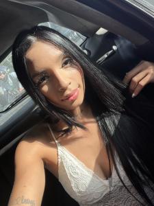 667794343: Chica busca chico en Tarragona