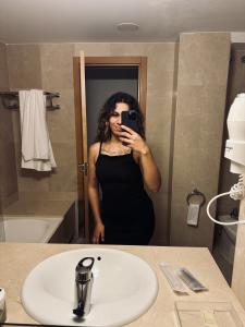 674475801: Chica busca chico en Alicante