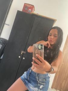 611273510: Chica busca chico en Orense