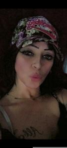 678982951: Chica busca chico en Gerona