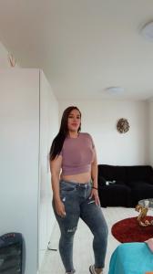 613196110: Chica busca chico en Tenerife
