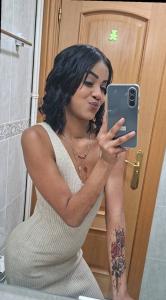 643047303: Chica busca chico en Zaragoza