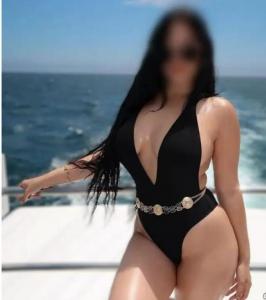 631519356: Chica busca chico en Madrid