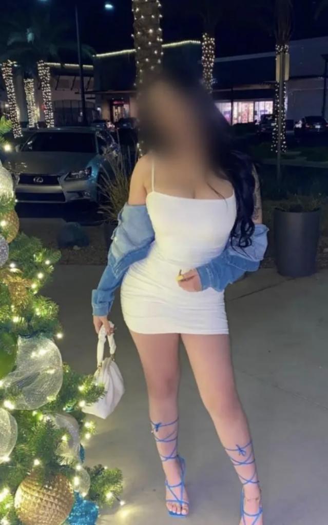 Chica busca chico en Almería: 