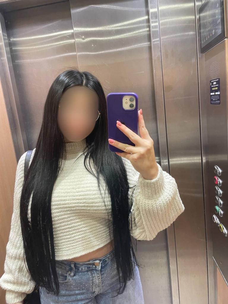 613925604: Chica busca chico en Almería