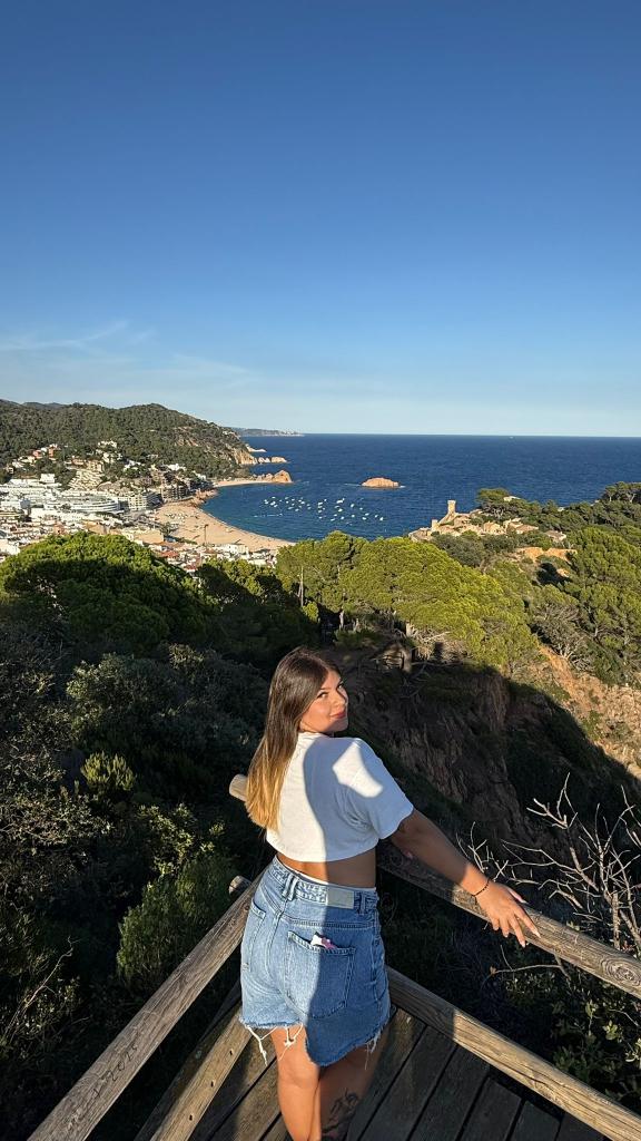 Chica busca chico en Almería: 