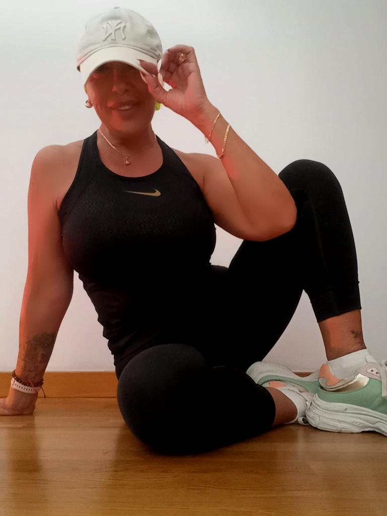 Chica busca chico en Almería: 