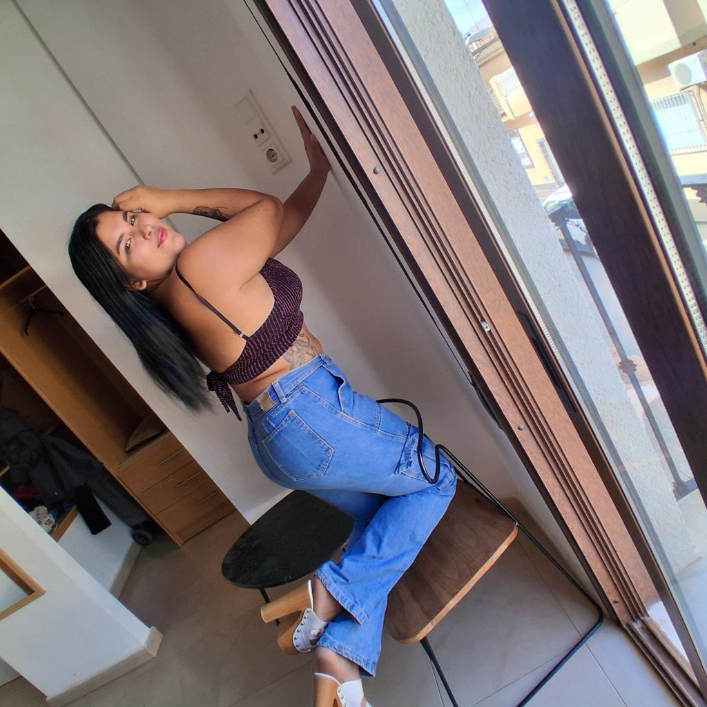 Chica busca chico en Murcia: 