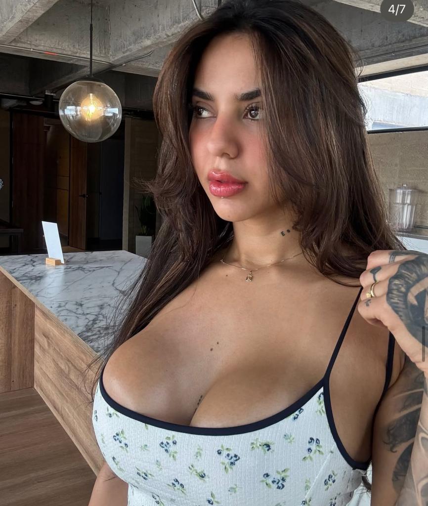 634710319: Chica busca chico en Zaragoza