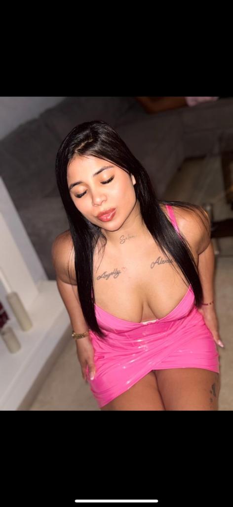 Chica busca chico en Almería: 