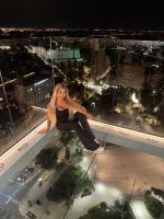 644827330: Chica busca chico en Madrid