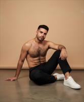 621335577: Chico busca chica en Barcelona