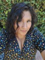 670584740: Chica busca chico en Alicante