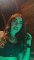 665814803: Chica busca chico en Barcelona