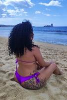 613845000: Chica busca chico en Pontevedra