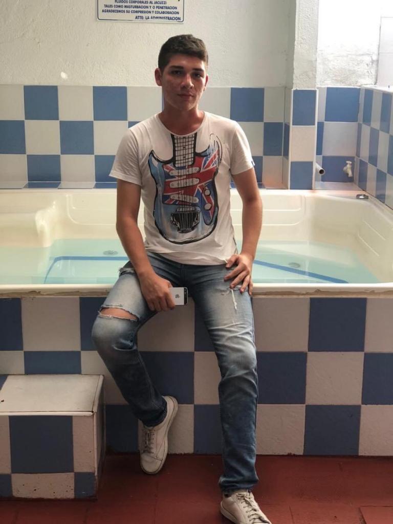 Chico busca chica en Málaga: 