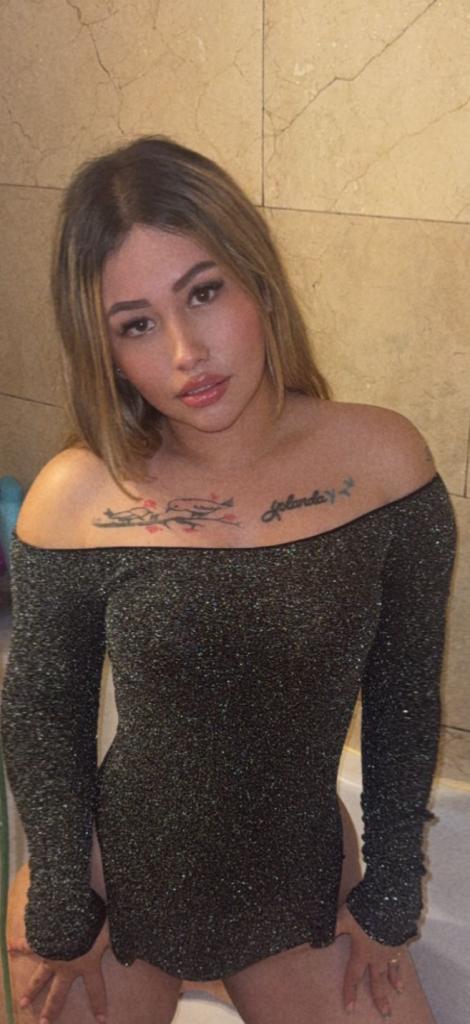 Chica busca chico en Ibiza: 