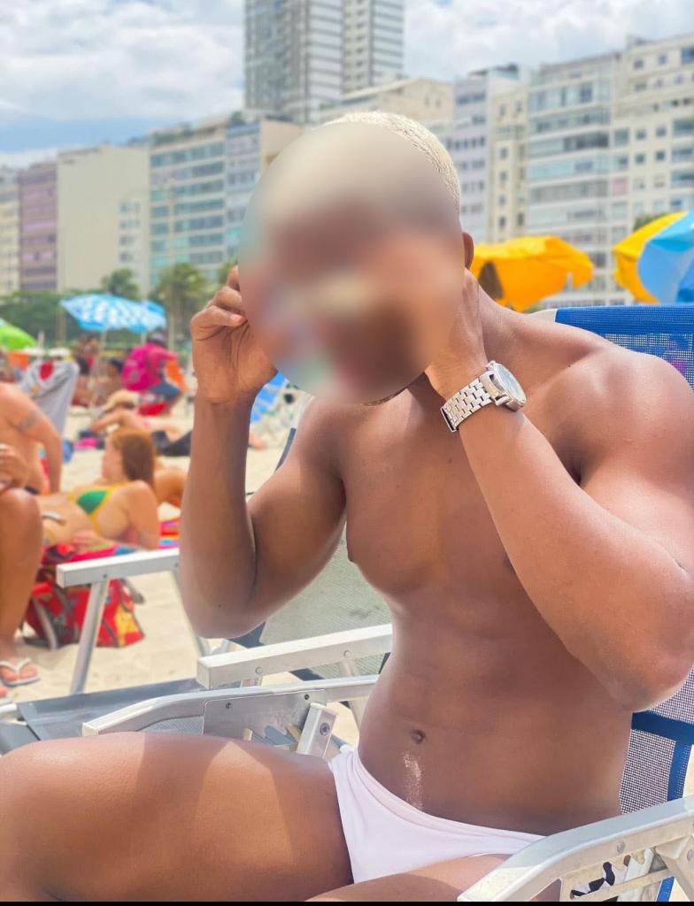 603947394: Chico busca chica en Pontevedra