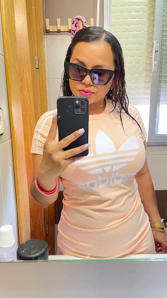 612411535: Chica busca chico en Madrid