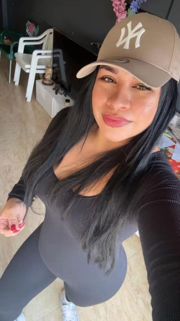 Chica busca chico en Cádiz: 