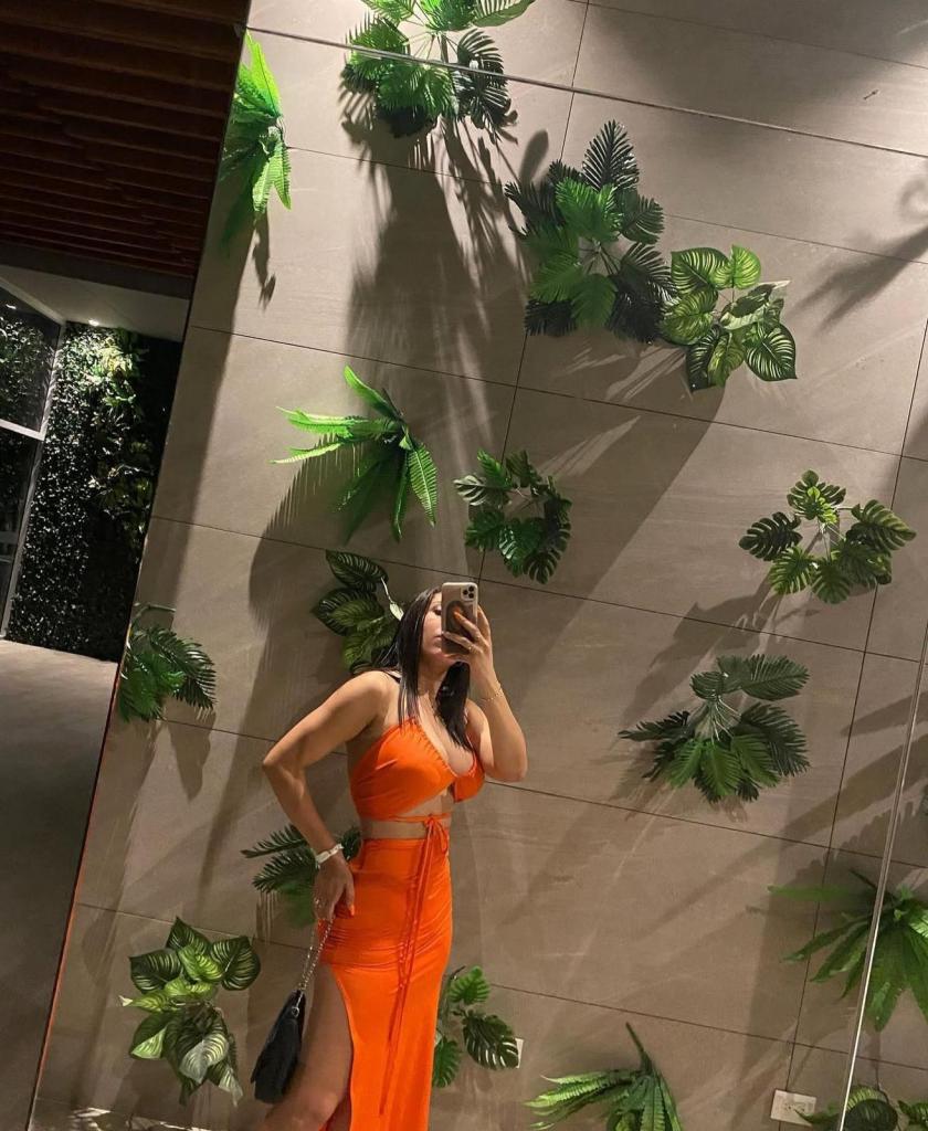 612279721: Chica busca chico en Orense