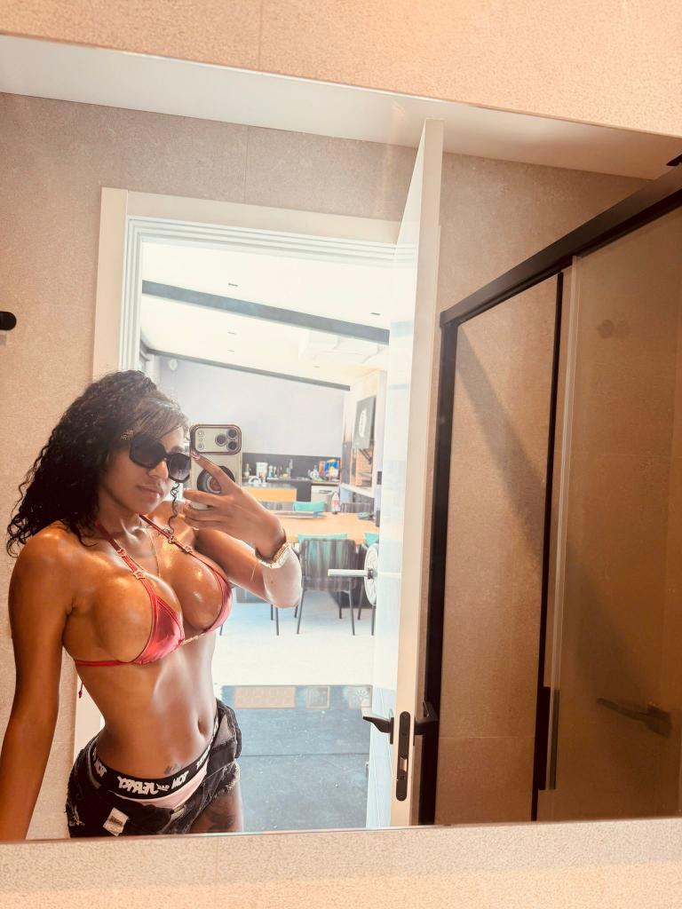 Chica busca chico en Mallorca: 